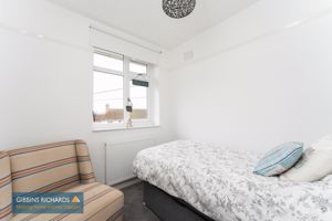 Bedroom- click for photo gallery